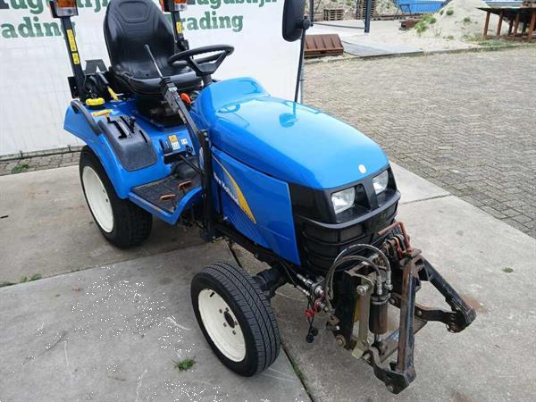 Grote foto new holland tc21d agrarisch tractoren