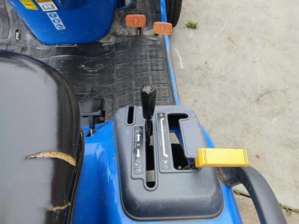 Grote foto new holland tc21d agrarisch tractoren