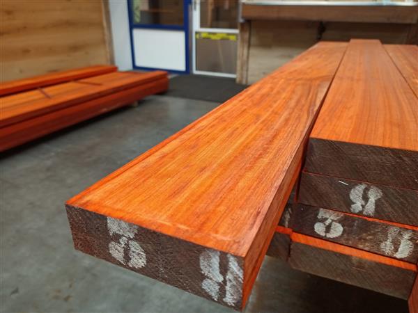 Grote foto 45x145mm padoek 170cm doe het zelf en verbouw hout en planken