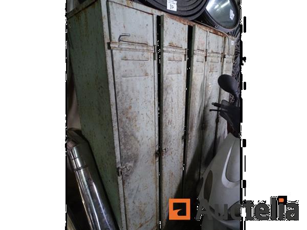 Grote foto metalen kast spot agrarisch oogstmachines