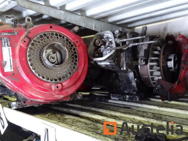 Grote foto 5 honda 270 cc motoren te reviseren diverse accessoires tuin en terras overige tuin en terras