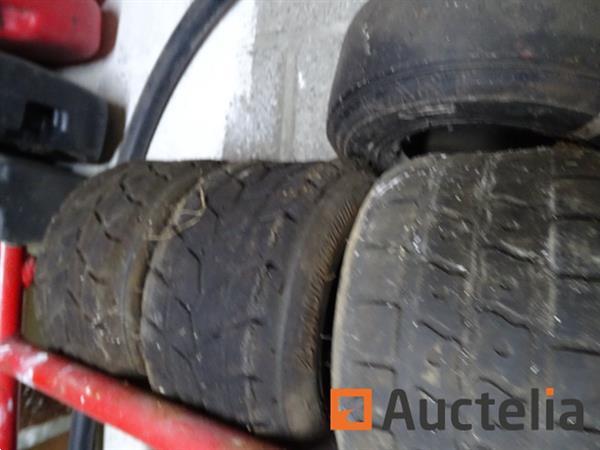 Grote foto 80 kartbanden met opbergplank agrarisch wielen