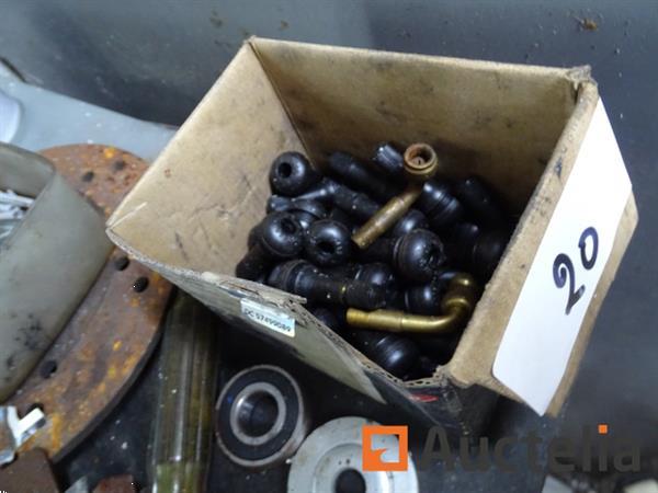 Grote foto 2 bandenlichters velgenverwijderaars 3 bandenrekken agrarisch wielen