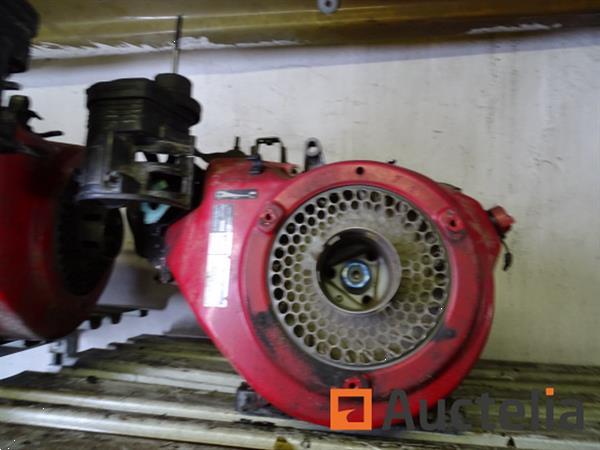 Grote foto 3 honda 270 cc motoren te reviseren tuin en terras overige tuin en terras