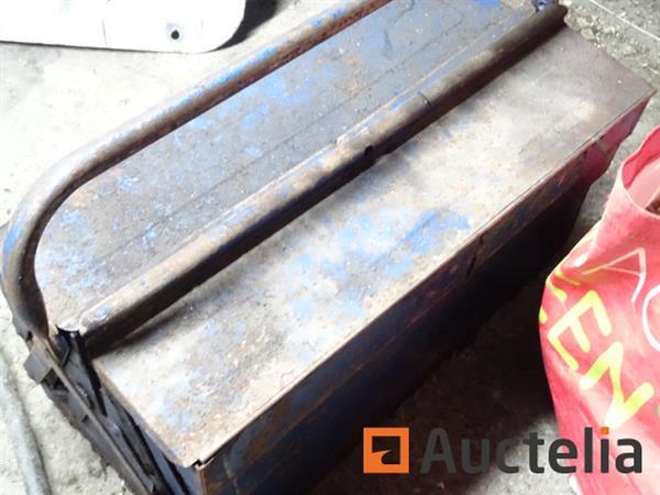 Grote foto metalen koffer met diverse bevestigingsmiddelen tas met zelfborende houtdraadschroeven doe het zelf en verbouw onderdelen en accessoires