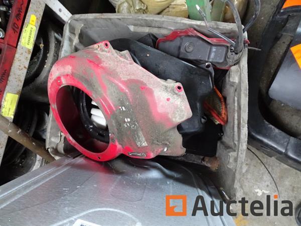 Grote foto 3 metalen planken met inhoud doe het zelf en verbouw hefwerktuigen