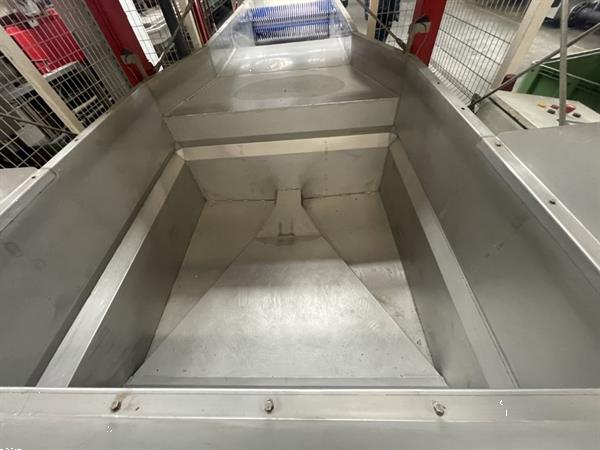 Grote foto stas portaal waterlediger voor appels met droger agrarisch tuinbouw