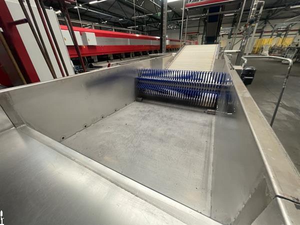 Grote foto stas portaal waterlediger voor appels met droger agrarisch tuinbouw