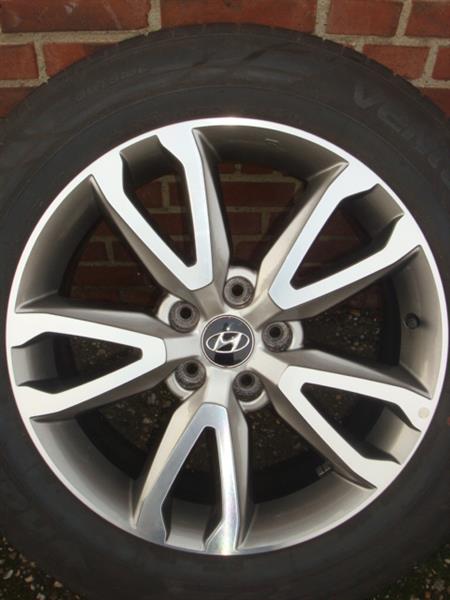 Grote foto 18 originele hyundai v spoke velgen banden 5x114.3 auto onderdelen banden en velgen