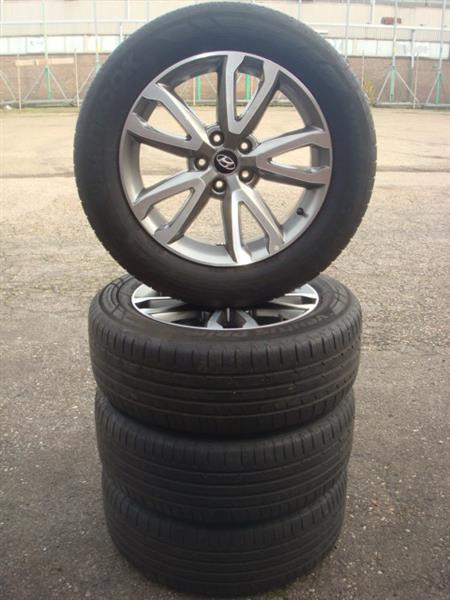 Grote foto 18 originele hyundai v spoke velgen banden 5x114.3 auto onderdelen banden en velgen
