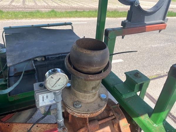 Grote foto waterpomp daf 615 agrarisch beregeningapparatuur