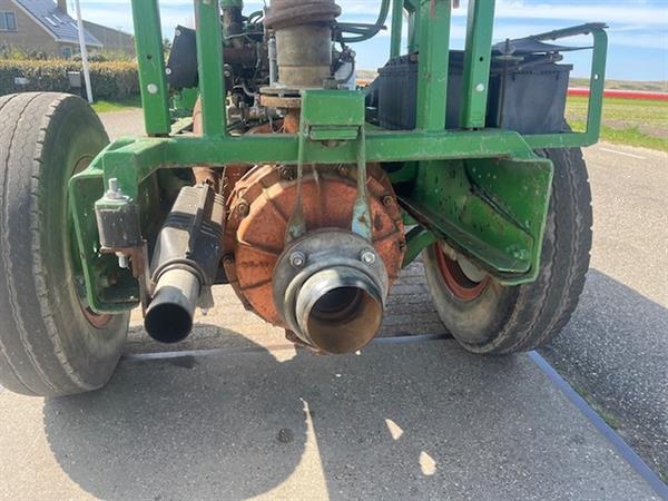 Grote foto waterpomp daf 615 agrarisch beregeningapparatuur