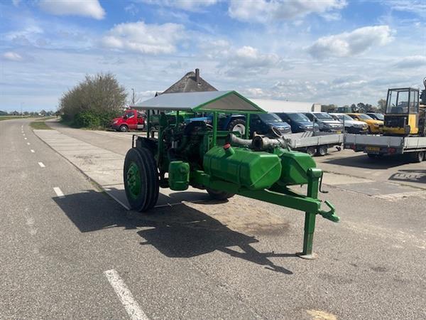 Grote foto waterpomp daf 615 agrarisch beregeningapparatuur
