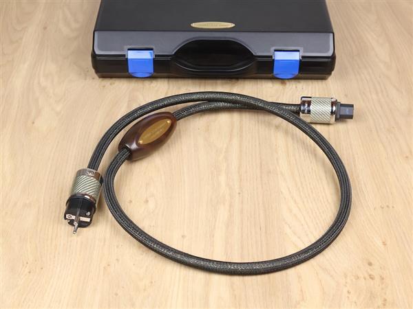 Grote foto jorma design statement highend audio power cable c15 1 5 metre audio tv en foto onderdelen en accessoires