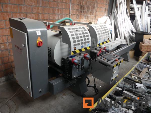 Grote foto dubbele kop verstekzaag voor chassis bsm dubbele hoek snijmachine doe het zelf en verbouw ijzerwaren en bevestigingsmiddelen