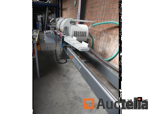 Grote foto dubbele kop verstekzaag voor chassis bsm dubbele hoek snijmachine doe het zelf en verbouw ijzerwaren en bevestigingsmiddelen