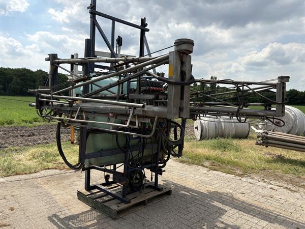 Grote foto munckhof cebeco sieger veldspuit agrarisch onkruidbestrijding