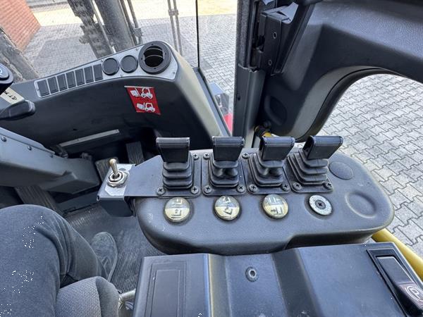 Grote foto ecf 80 9 agrarisch heftrucks