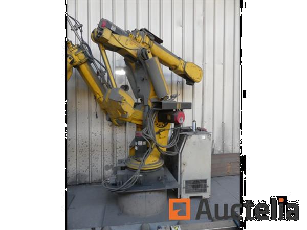 Grote foto automatische robot fanuc s 420 if doe het zelf en verbouw ijzerwaren en bevestigingsmiddelen