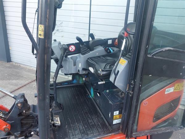 Grote foto kubota minigraver met hydro snelwissel doe het zelf en verbouw kranen en graafmachines