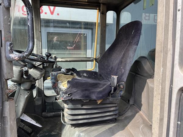 Grote foto heftruck forklift kalmar dcd80 900 forklift vorkverstelling perkins diesel agrarisch heftrucks