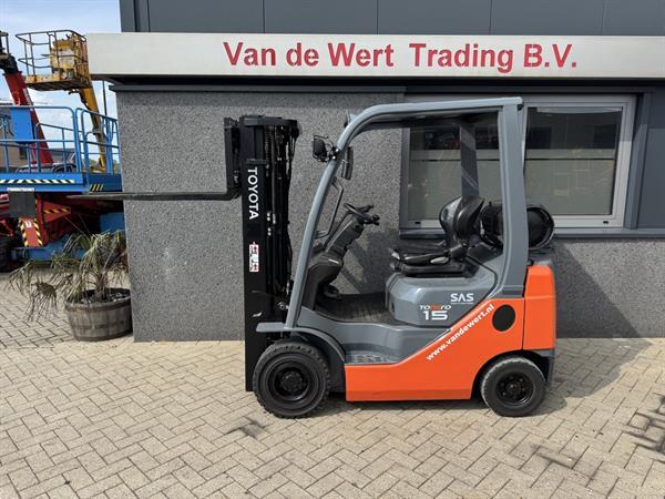 Grote foto toyota 02 8fgf18 triplo 430 freelift sideshift 4e functie 2013 lpg agrarisch heftrucks