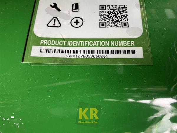 Grote foto john deere x127 692666 tuin en terras zitmaaiers