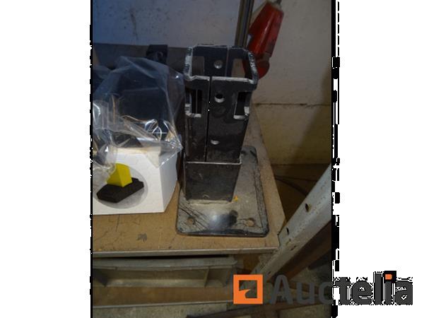 Grote foto 2 planken met inhoud doe het zelf en verbouw onderdelen en accessoires