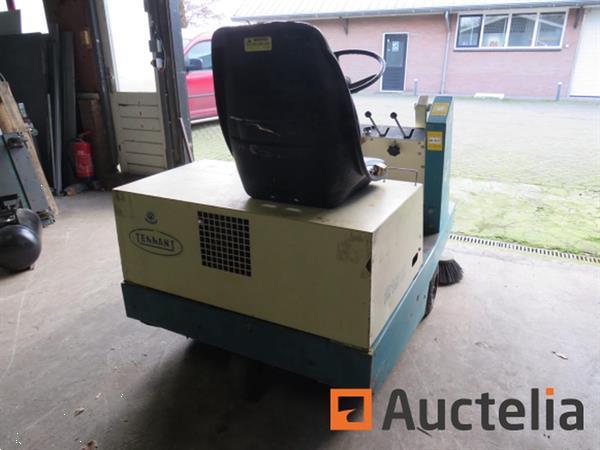 Grote foto veegmachine agrarisch veegmachines