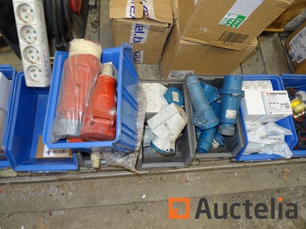 Grote foto 28 opbergbakken met inhoud doe het zelf en verbouw onderdelen en accessoires