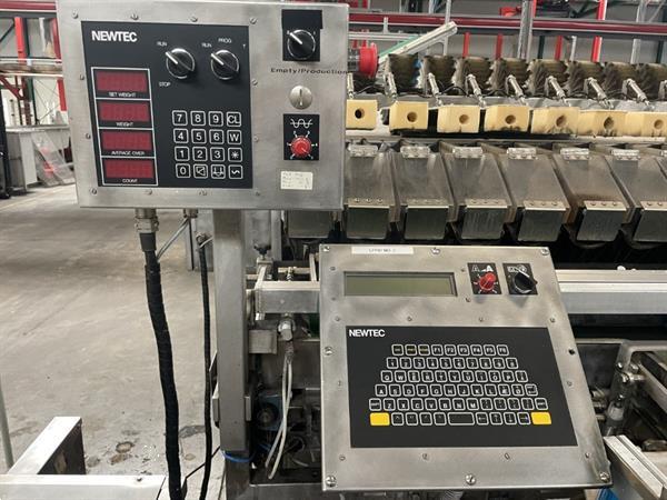 Grote foto newtec 2014a afweegmachine met elevator en zakkenvulmachine voor appels agrarisch tuinbouw