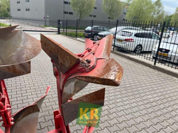 Grote foto niemeyer alphatop 50 wentelploeg 693315 agrarisch ploegen