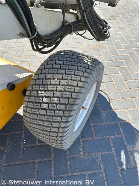 Grote foto niftylift hr12ne knik telescoop hoogwerker nifty lift hr 12 doe het zelf en verbouw hoogwerkers