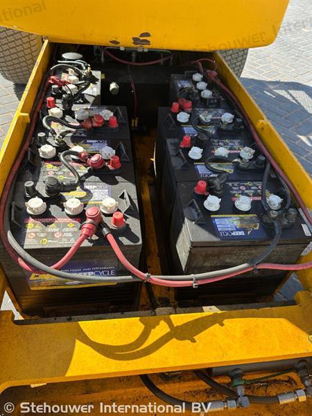 Grote foto niftylift hr12ne knik telescoop hoogwerker nifty lift hr 12 doe het zelf en verbouw hoogwerkers