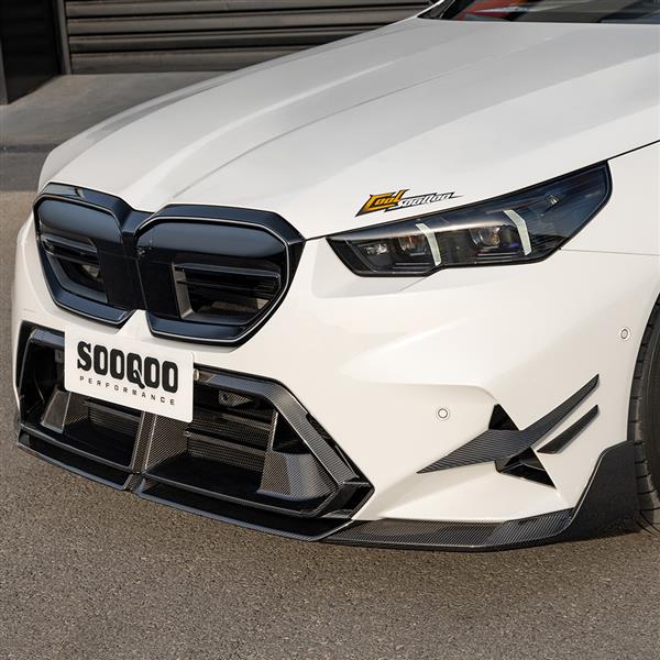 Grote foto dit betreft een bmw g90 g99 m5 sq carbon voorlip splitter v1 v2 auto onderdelen tuning en styling