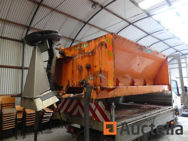 Grote foto giletta vrachtwagen zoutstrooier hf4035d doe het zelf en verbouw afvalverwerking