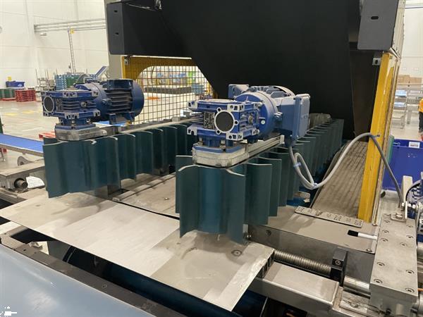Grote foto tarend rcd roterende dozenlediger voor fruit in dozen van 40 60 cm breed compleet met rolleninspec agrarisch tuinbouw