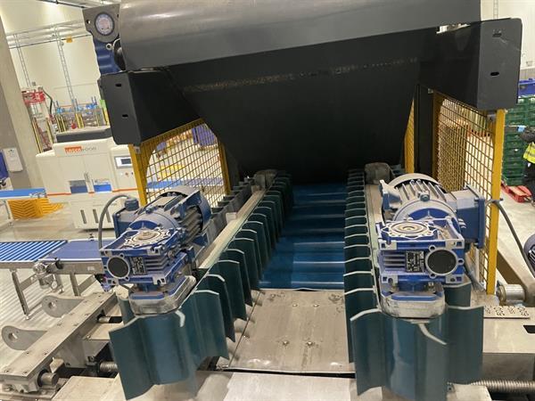 Grote foto tarend rcd roterende dozenlediger voor fruit in dozen van 40 60 cm breed compleet met rolleninspec agrarisch tuinbouw