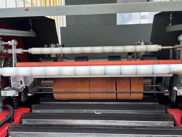 Grote foto aweta sk1 komkommersealmachine met toevoerband agrarisch tuinbouw