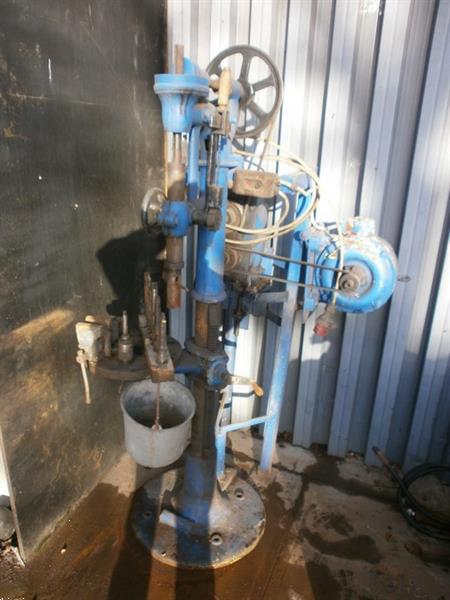 Grote foto zware kolomboormachine kolomboor traploos 380 v doe het zelf en verbouw ijzerwaren en bevestigingsmiddelen