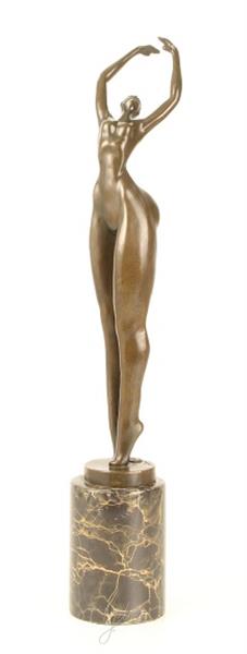 Grote foto een bronzen beeld sculptuur van een kunstzinnige naakte vrouw tuin en terras tuindecoratie