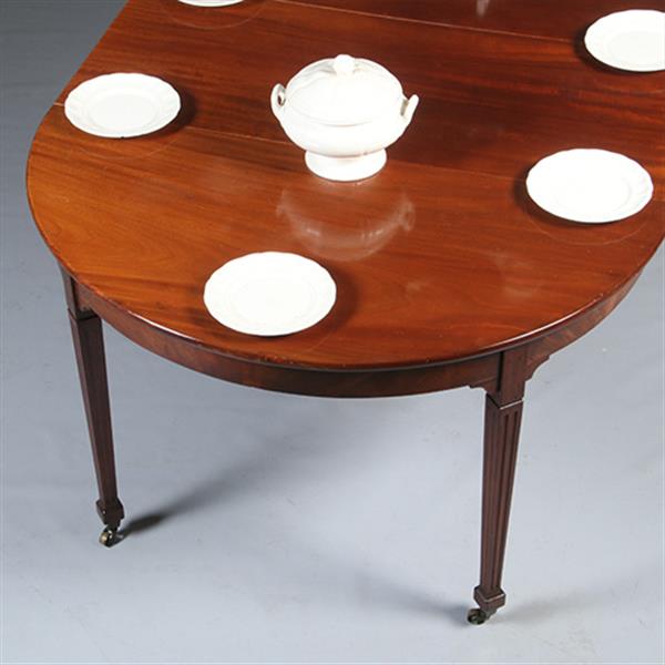 Grote foto louis seize coulissetafel ca 1800 met 4 inlegbladen verlengbaar tot 12 personen no.281420 antiek en kunst stoelen en banken