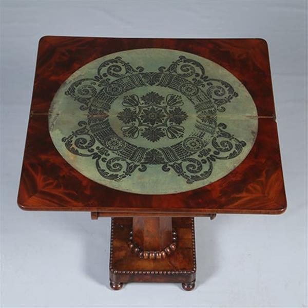Grote foto hollandse speeltafel of wandtafel op kolompoot ca 1830 in mahonie no.282505 antiek en kunst stoelen en banken