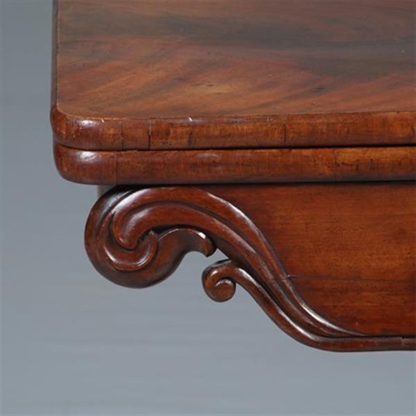 Grote foto hollandse speeltafel of wandtafel op kolompoot ca 1830 in mahonie no.282505 antiek en kunst stoelen en banken