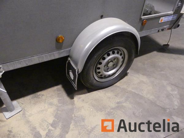 Grote foto aanhanger gesloten enkelassige warocquier 750 agrarisch aanhangwagens