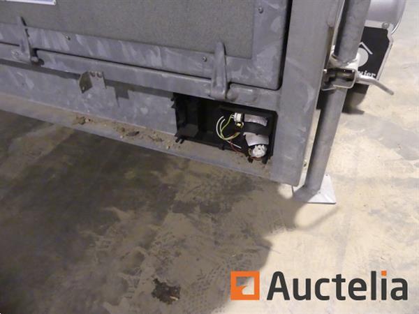 Grote foto aanhanger gesloten enkelassige warocquier 750 agrarisch aanhangwagens