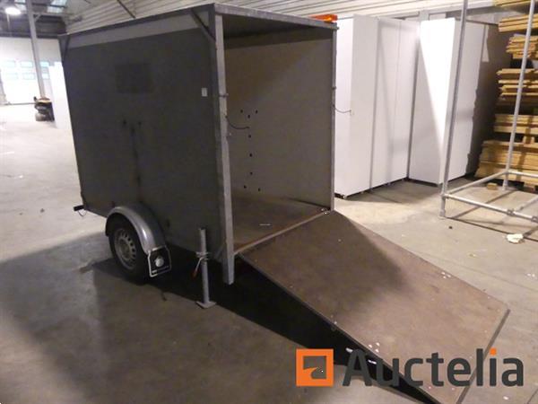 Grote foto aanhanger gesloten enkelassige warocquier 750 agrarisch aanhangwagens