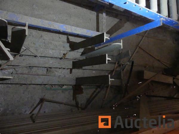 Grote foto aan de muur gemonteerd armrek doe het zelf en verbouw hefwerktuigen