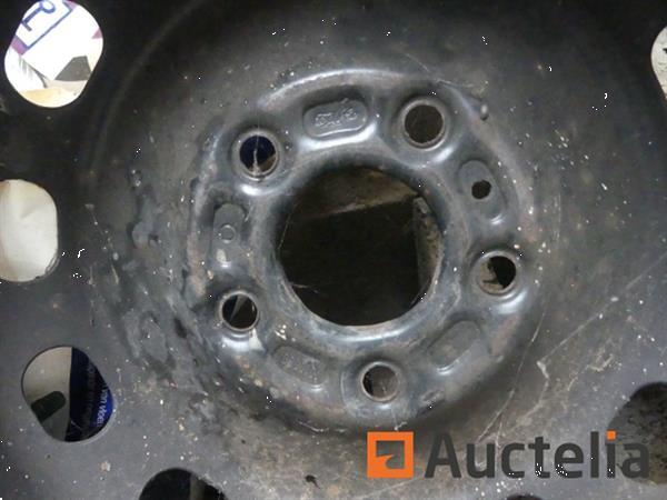 Grote foto 4 winterbanden op velg agrarisch wielen