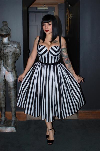 Grote foto rebel love clothing strange and unusual dress. kleding dames jurken en rokken